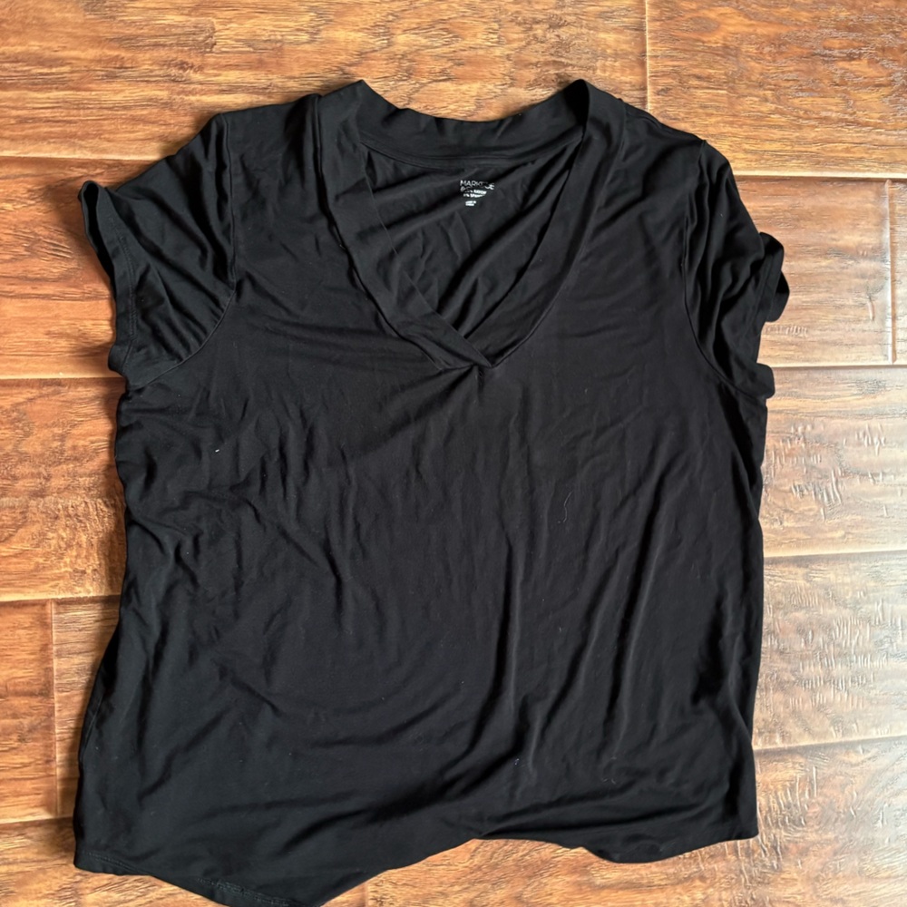 Market & Spruce Black V-Neck Top